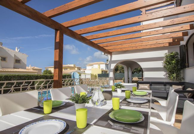 Villa en Galé - Villa Magali | 4 Habitaciones | a Pie de la Playa | Galé Villa en Galé - Villa Magali | 4 Habitaciones | a Pie de la Playa | Galé