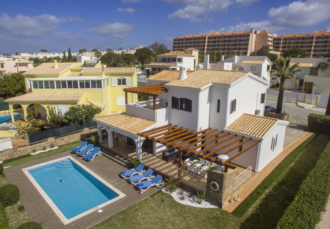 Villa en Galé - Villa Magali | 4 Habitaciones | a Pie de la Playa | Galé
