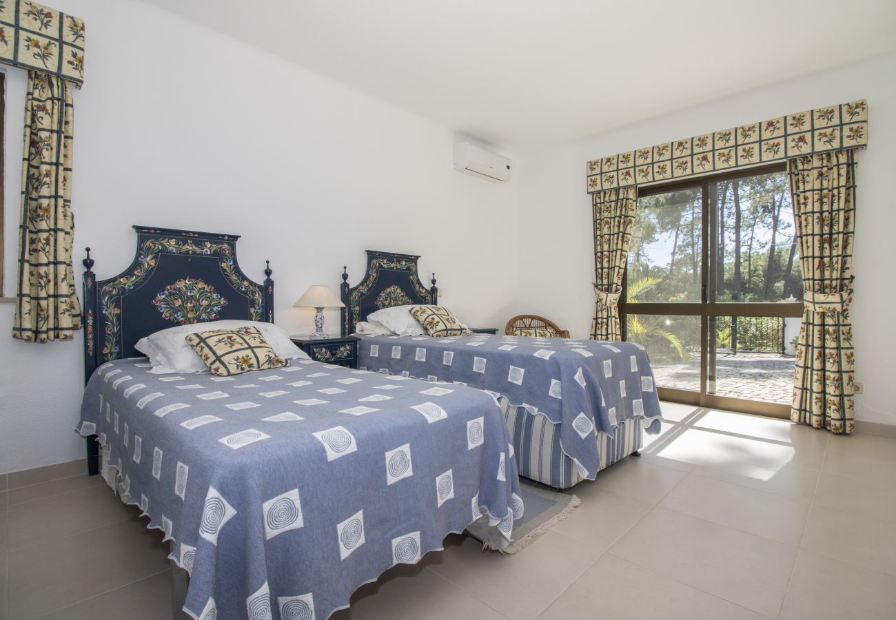 Villa en Vilamoura - Villa Joselina | 4 Dormitorios | Vista Golfe | Vilamoura