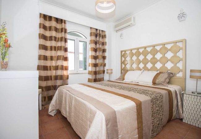 Villa en Vilamoura - Villa Jade | 4 Dormitorios | Piscina | Old Village | Vilamoura Villa en Vilamoura - Villa Jade | 4 Dormitorios | Piscina | Old Village | Vilamoura