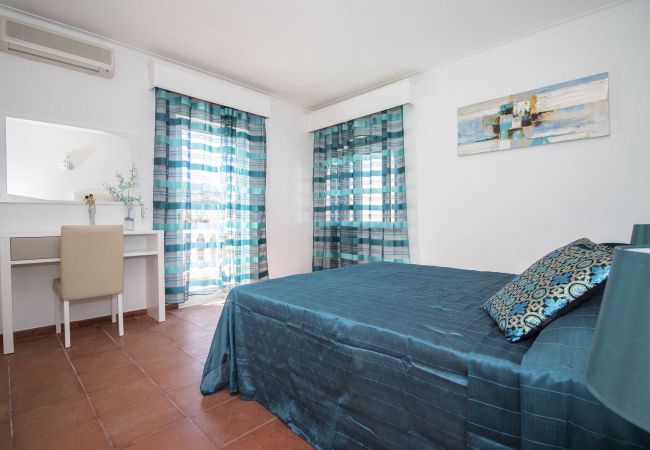 Villa en Vilamoura - Villa Jade | 4 Dormitorios | Piscina | Old Village | Vilamoura Villa en Vilamoura - Villa Jade | 4 Dormitorios | Piscina | Old Village | Vilamoura