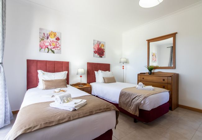 Casa en Vilamoura - Casa Clara | 4 Dormitorios | Piscina Privada | Vilamoura Casa en Vilamoura - Casa Clara | 4 Dormitorios | Piscina Privada | Vilamoura