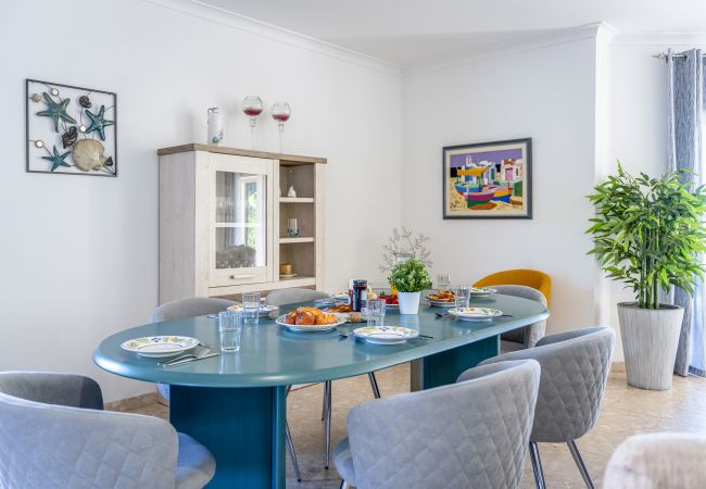 Casa en Vilamoura - Casa Clara | 4 Dormitorios | Piscina Privada | Vilamoura Casa en Vilamoura - Casa Clara | 4 Dormitorios | Piscina Privada | Vilamoura