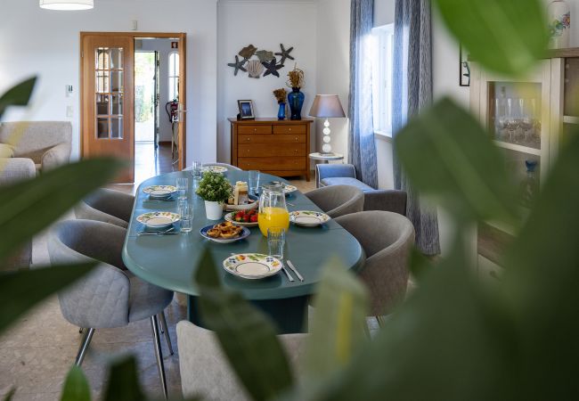 Casa en Vilamoura - Casa Clara | 4 Dormitorios | Piscina Privada | Vilamoura Casa en Vilamoura - Casa Clara | 4 Dormitorios | Piscina Privada | Vilamoura