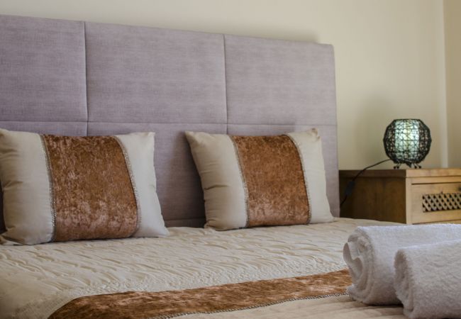 Villa en Estoi - Villa Florencio | 4 Dormitorios | Vistas Panorámicas | Estói Villa en Estoi - Villa Florencio | 4 Dormitorios | Vistas Panorámicas | Estói