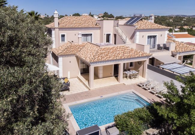 Casa adosada en Almancil - Casa no Sol | 3 Dormitorio | Moderno | Almancil Casa adosada en Almancil - Casa no Sol | 3 Dormitorio | Moderno | Almancil