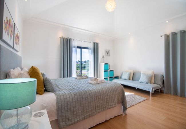 Casa adosada en Almancil - Casa no Sol | 3 Dormitorio | Moderno | Almancil Casa adosada en Almancil - Casa no Sol | 3 Dormitorio | Moderno | Almancil