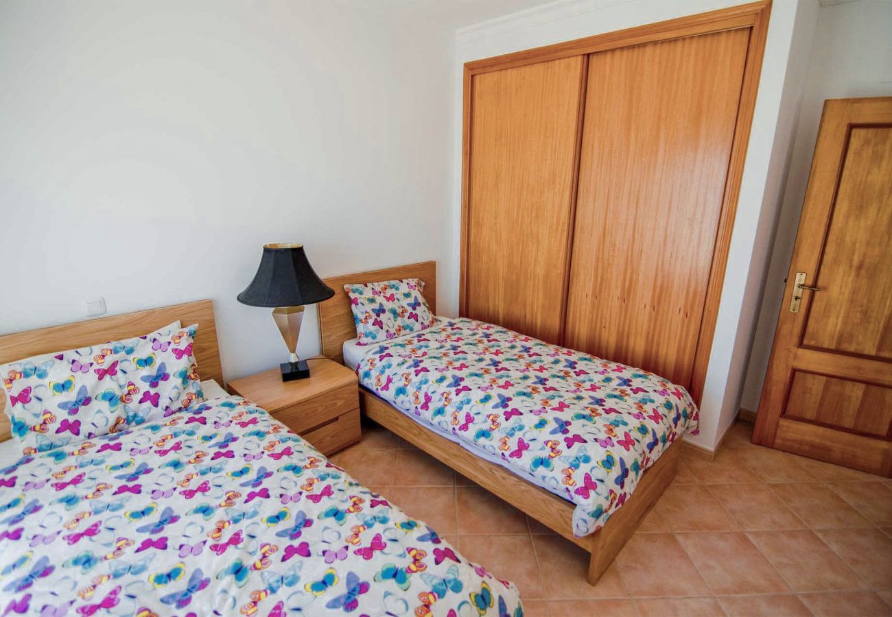 Apartamento en Quarteira - Apartamento Dalia | 2 Dormitorios | Vista al Mar | Quarteira