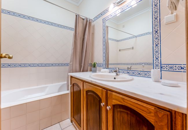 Villa en Boliqueime - Quinta das Laranjeiras | 4 Dormitorios | Casa en el Campo | Boliqueime Villa en Boliqueime - Quinta das Laranjeiras | 4 Dormitorios | Casa en el Campo | Boliqueime