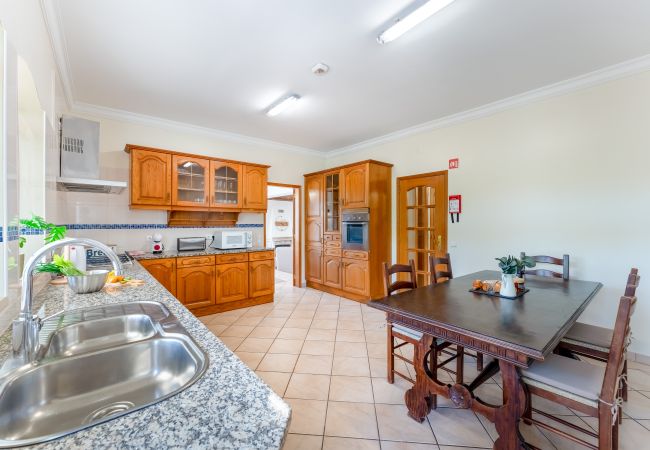 Villa en Boliqueime - Quinta das Laranjeiras | 4 Dormitorios | Casa en el Campo | Boliqueime Villa en Boliqueime - Quinta das Laranjeiras | 4 Dormitorios | Casa en el Campo | Boliqueime