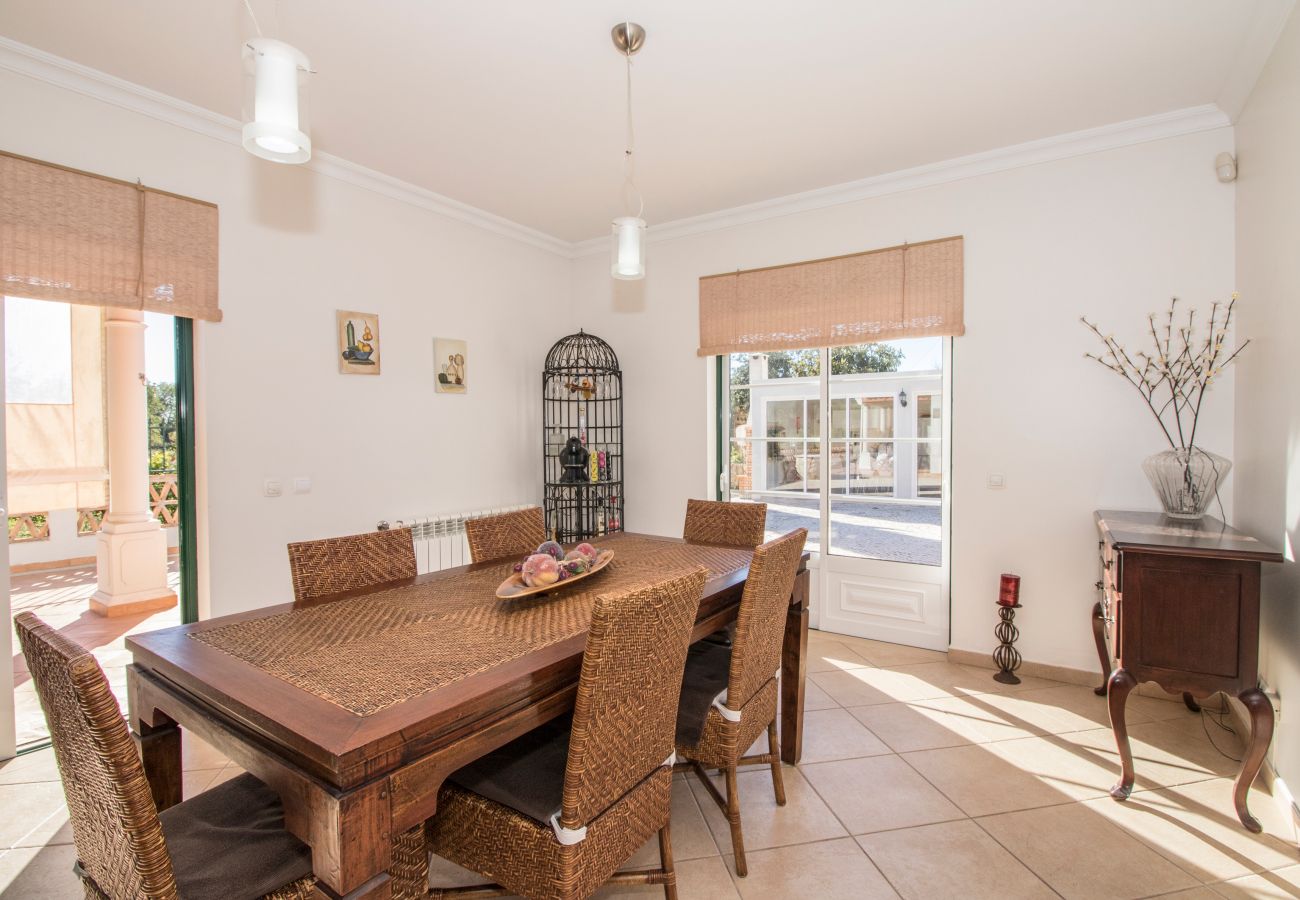 Villa en Boliqueime - Quinta das Yuccas | 6 Dormitorios | Casa en el Campo | Boliqueime
