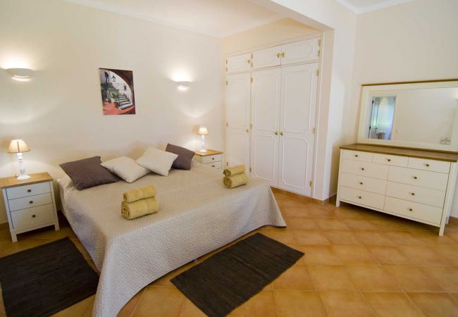 Villa en Almancil - Villa Jasmim | 4 Dormitorios | Soleado | Almancil