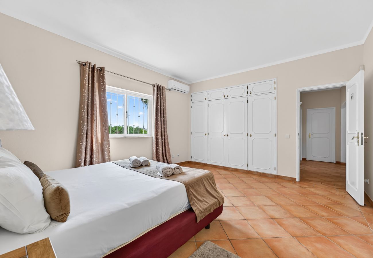 Villa en Almancil - Villa Jasmim | 4 Dormitorios | Soleado | Almancil
