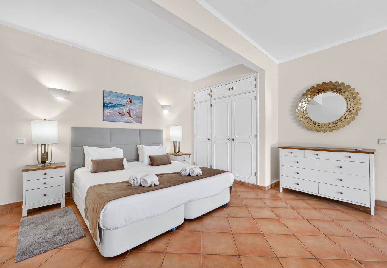 Villa en Almancil - Villa Jasmim | 4 Dormitorios | Soleado | Almancil