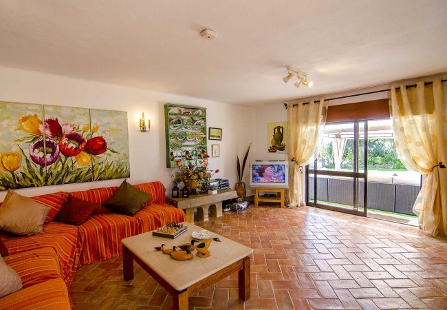 Villa en Loulé - Casa da Avó | 6 Dormitorios | Casa de Campo | Almancil