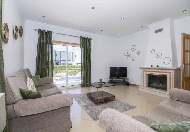 Villa en Galé - Villa Maresia | 4 Dormitorios | Cerca de la Playa | Galé Villa en Galé - Villa Maresia | 4 Dormitorios | Cerca de la Playa | Galé