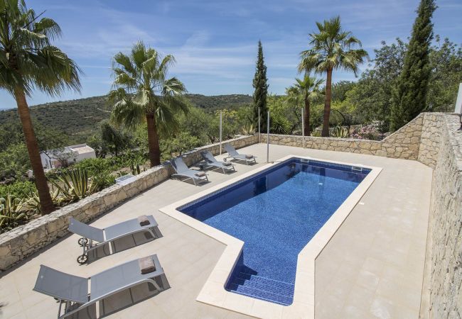 Villa en Loulé - Villa Angel | 2 Dormitorios | Vista Panorámica | Parragil Villa en Loulé - Villa Angel | 2 Dormitorios | Vista Panorámica | Parragil