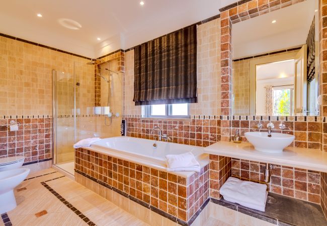 Villa en Quinta do Lago - Villa Hibiscus Villa en Quinta do Lago - Villa Hibiscus