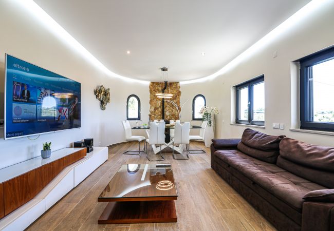 Villa en Loulé - Villa Redonda | 3 Dormitórios | Campo | São Brás Villa en Loulé - Villa Redonda | 3 Dormitórios | Campo | São Brás