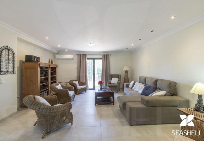 Villa en Loulé - Villa Isabelle | 4 Dormitorios | Total Privacidad | Loulé Villa en Loulé - Villa Isabelle | 4 Dormitorios | Total Privacidad | Loulé