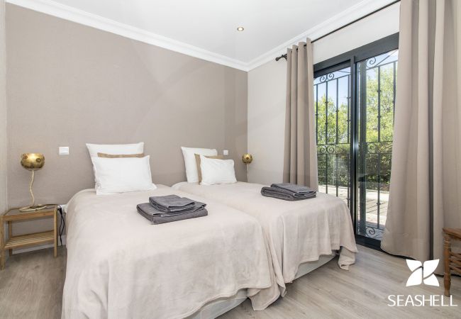 Villa en Loulé - Villa Isabelle | 4 Dormitorios | Total Privacidad | Loulé Villa en Loulé - Villa Isabelle | 4 Dormitorios | Total Privacidad | Loulé