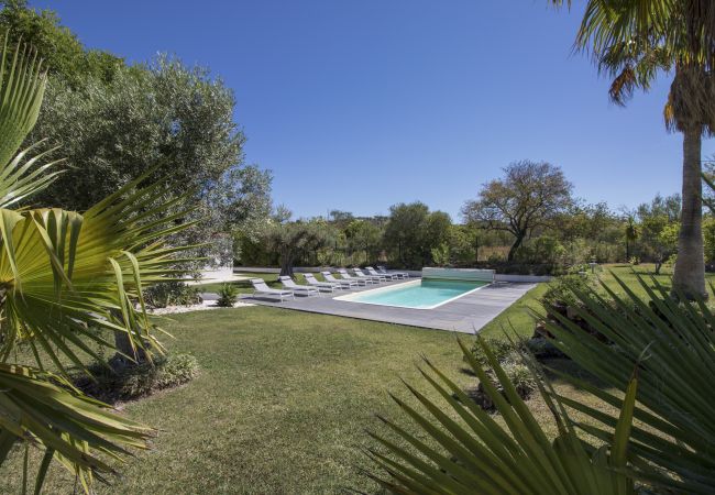 Villa en Loulé - Villa Isabelle | 4 Dormitorios | Total Privacidad | Loulé Villa en Loulé - Villa Isabelle | 4 Dormitorios | Total Privacidad | Loulé