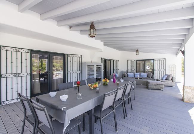 Villa en Loulé - Villa Isabelle | 4 Dormitorios | Total Privacidad | Loulé Villa en Loulé - Villa Isabelle | 4 Dormitorios | Total Privacidad | Loulé
