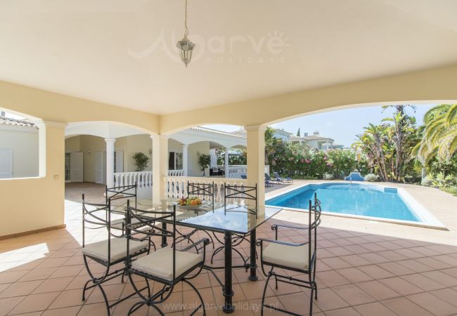 Villa en Vilamoura - Villa Magellan | 4 Dormitorios | Vista Golfe | Vilamoura Villa en Vilamoura - Villa Magellan | 4 Dormitorios | Vista Golfe | Vilamoura