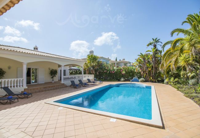Villa en Vilamoura - Villa Magellan | 4 Dormitorios | Vista Golfe | Vilamoura Villa en Vilamoura - Villa Magellan | 4 Dormitorios | Vista Golfe | Vilamoura