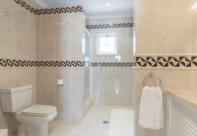 Villa en Vilamoura - Villa Magellan | 4 Dormitorios | Vista Golfe | Vilamoura Villa en Vilamoura - Villa Magellan | 4 Dormitorios | Vista Golfe | Vilamoura