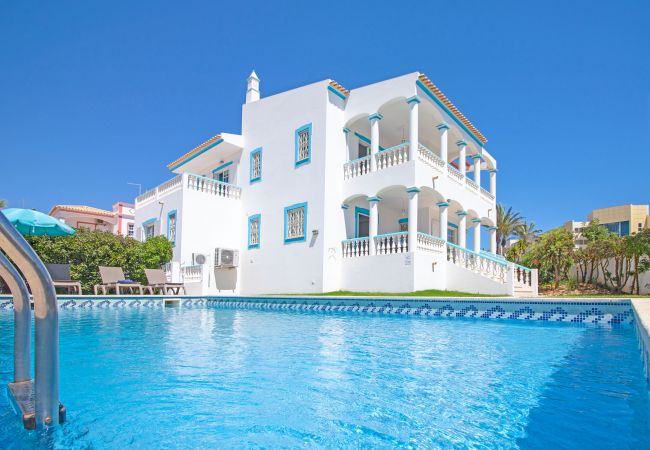 Villa en Galé - Villa Azul | 4 Habitaciones | Cerca de la playa | Galé