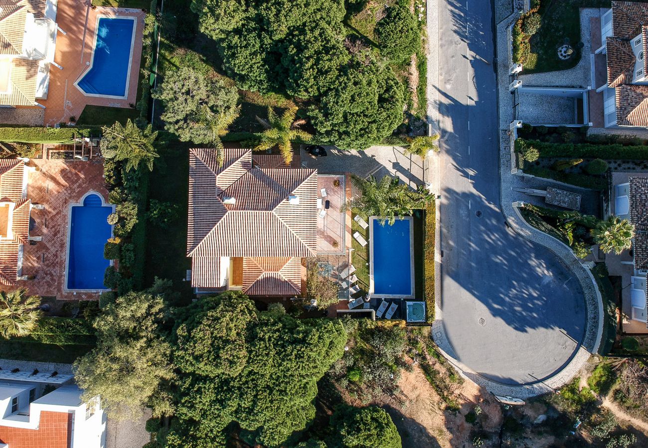 Villa en Almancil - Villa Kika | 4 Dormitórios | Piscina Privada | Varandas do Lago