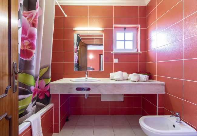 Villa en Albufeira - Villa Pacheco | 4 Habitaciones | Cerca de la Playa | Olhos de Água Villa en Albufeira - Villa Pacheco | 4 Habitaciones | Cerca de la Playa | Olhos de Água