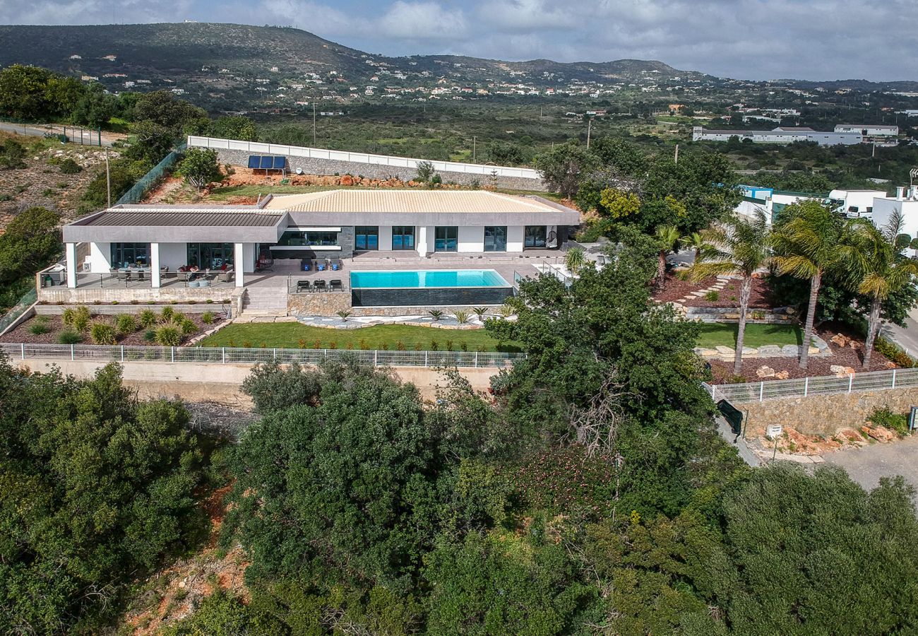 Villa en Almancil - Villa Monroy | 4 Dormitorios | Moderna | Caliços