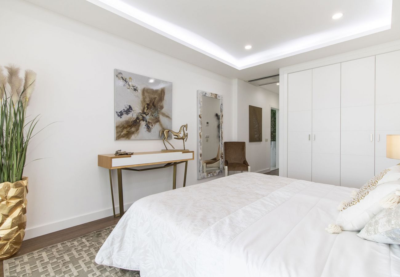 Villa en Almancil - Villa Monroy | 4 Dormitorios | Moderna | Caliços