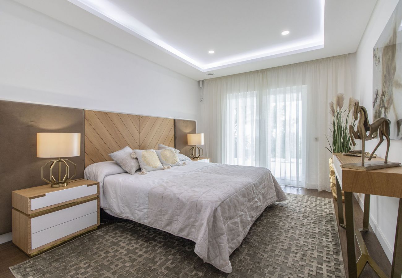 Villa en Almancil - Villa Monroy | 4 Dormitorios | Moderna | Caliços