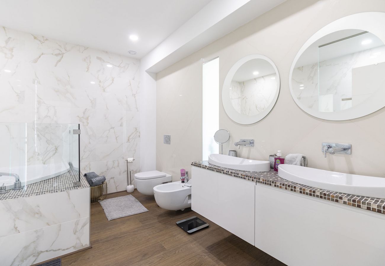 Villa en Almancil - Villa Monroy | 4 Dormitorios | Moderna | Caliços