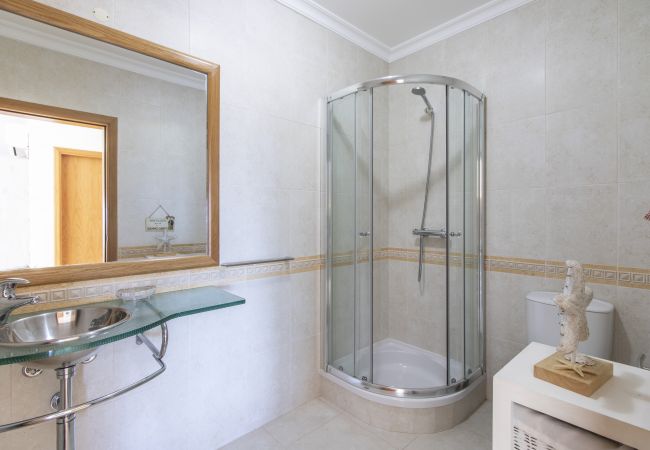 Casa en Albufeira - Casa Coral | 3 Dormitorios | Vistas Lindas | Moderna Casa en Albufeira - Casa Coral | 3 Dormitorios | Vistas Lindas | Moderna