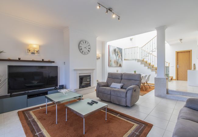 Casa en Albufeira - Casa Coral | 3 Dormitorios | Vistas Lindas | Moderna Casa en Albufeira - Casa Coral | 3 Dormitorios | Vistas Lindas | Moderna