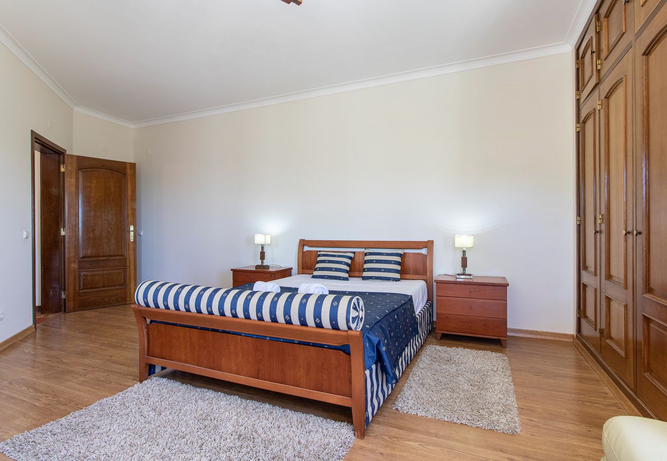 Villa en Loulé - Monte das Palmeiras | 3 Dormitorios | Calma | Loulé