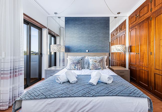 Apartamento en Lagos - Sea La Vie | On the Beach, City Center & Marina  Apartamento en Lagos - Sea La Vie | On the Beach, City Center & Marina