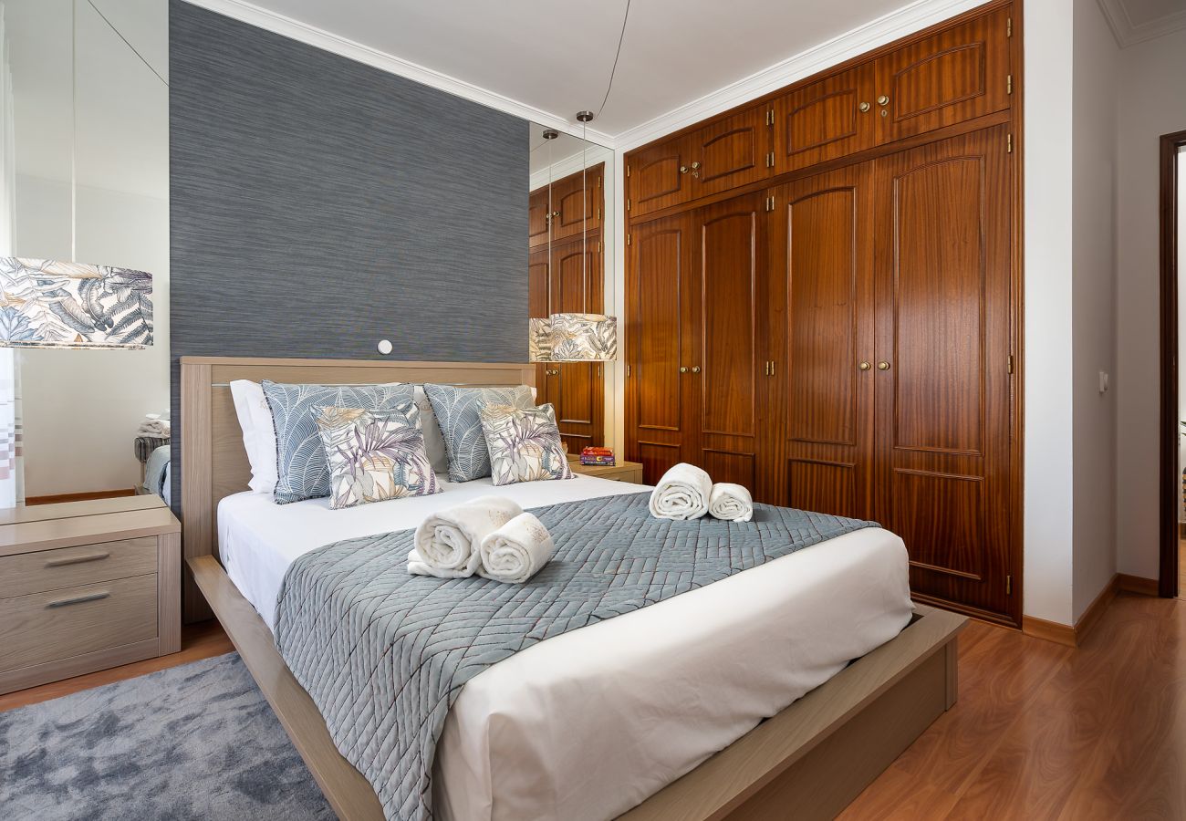 Apartamento en Lagos - Sea La Vie | On the Beach, City Center & Marina 