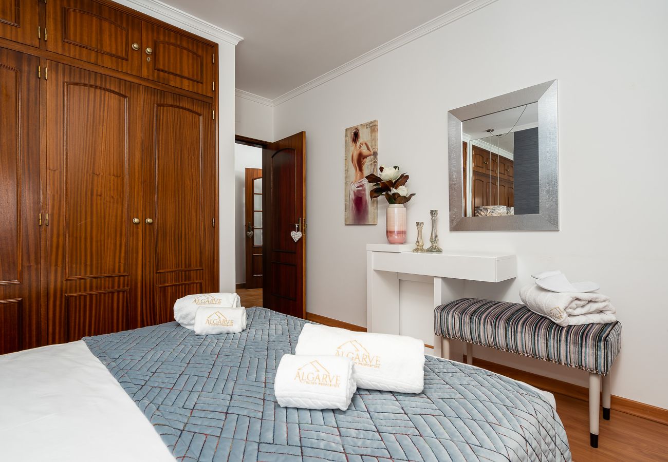 Apartamento en Lagos - Sea La Vie | On the Beach, City Center & Marina 