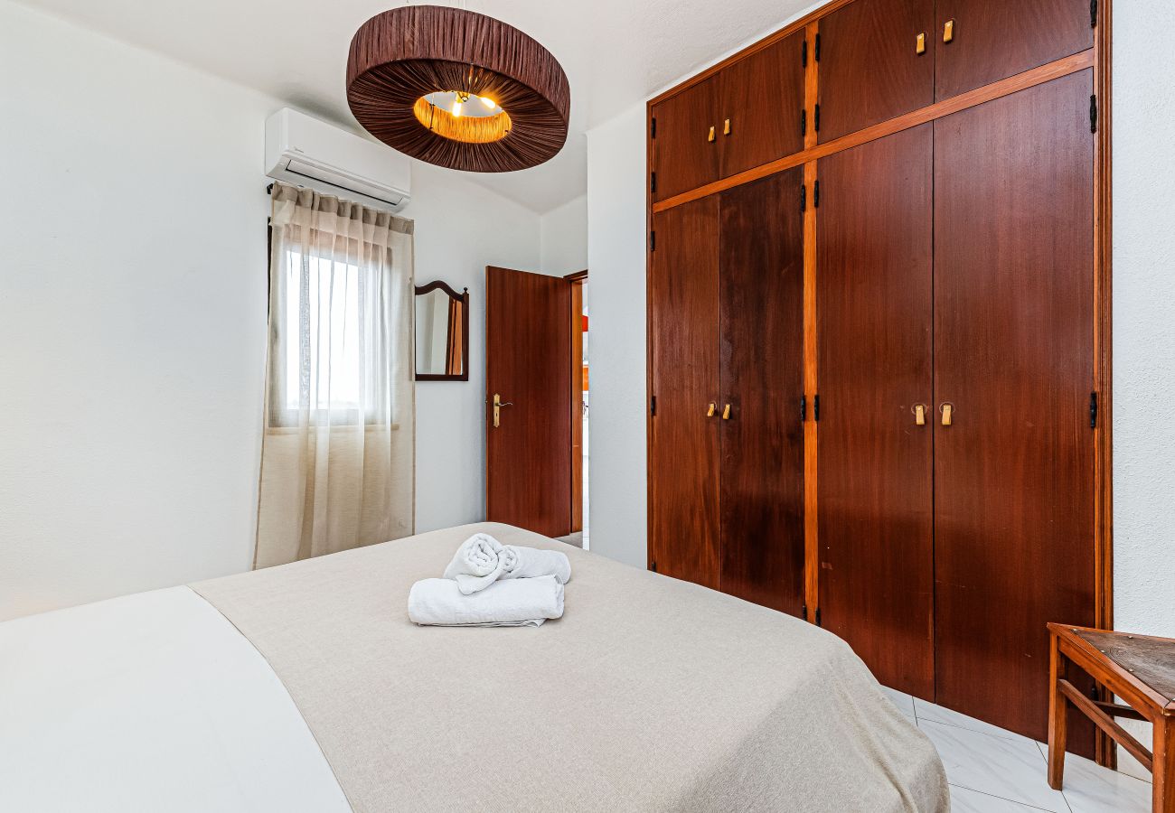 Villa en Porches - Casa do Vale | PET Friendly | Pool Lagoa Retreat