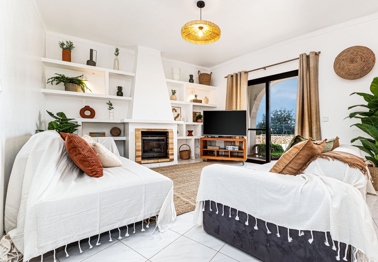 Villa en Porches - Casa do Vale | PET Friendly | Pool Lagoa Retreat