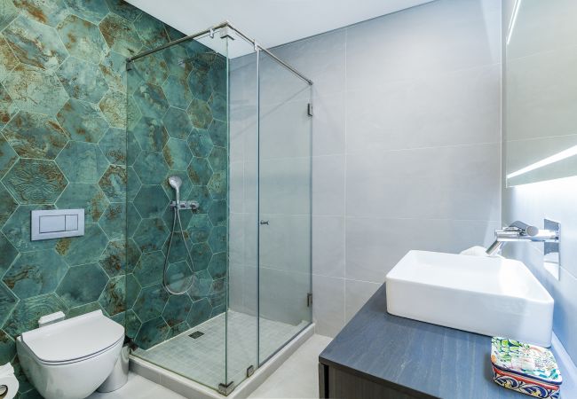 Casa en Lagos - Luxury Villa in Lagos Downtown | Terrace | WIFI Casa en Lagos - Luxury Villa in Lagos Downtown | Terrace | WIFI