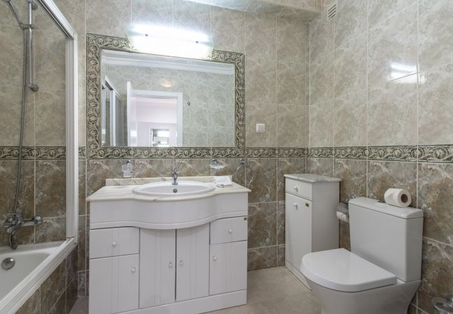 Apartamento en Vilamoura - Apartamento King | 3 Dormitorios | Cómodo | Vilamoura Apartamento en Vilamoura - Apartamento King | 3 Dormitorios | Cómodo | Vilamoura