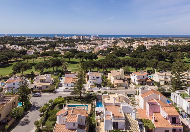 Villa en Vilamoura - Villa Nadiana | 3 Dormitórios | Cerca Pinhal Golf | Vilamoura Villa en Vilamoura - Villa Nadiana | 3 Dormitórios | Cerca Pinhal Golf | Vilamoura