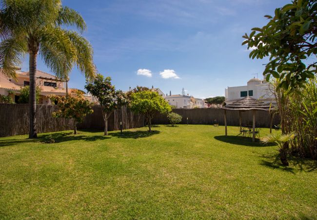Villa en Vilamoura - Villa Nadiana | 3 Dormitórios | Cerca Pinhal Golf | Vilamoura Villa en Vilamoura - Villa Nadiana | 3 Dormitórios | Cerca Pinhal Golf | Vilamoura