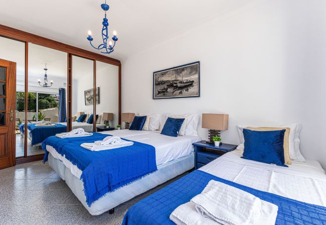 Villa en Lagos - Chilling in Lagos: Location | Pool | BBQ | Friends  Villa en Lagos - Chilling in Lagos: Location | Pool | BBQ | Friends